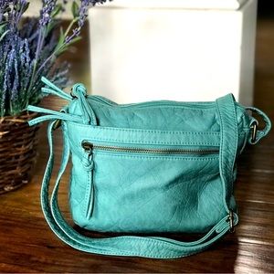 Bueno Elephant Zip Top Bag - Excellent Condition!